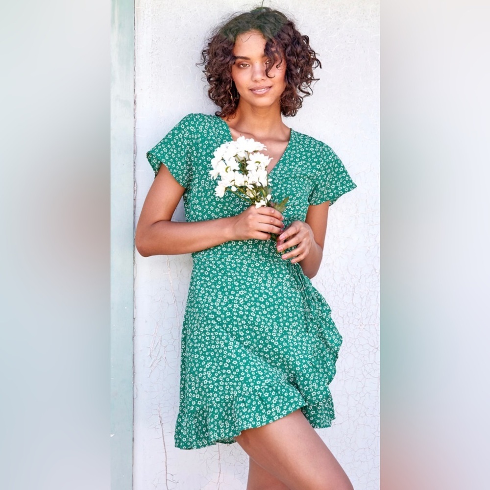 Pink Martini Dress green petite floral print ruffle sleeves faux wrap style